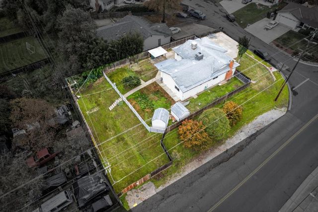 8888 Tahiti Ct, Orangevale, CA 95662