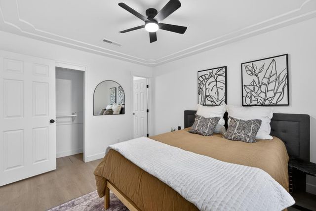 8888 Tahiti Ct, Orangevale, CA 95662