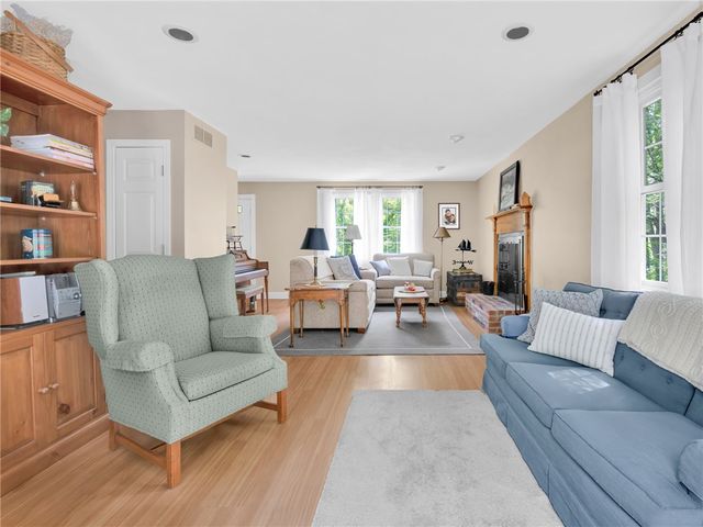 5605 Flat River Road, Coventry, RI 02827