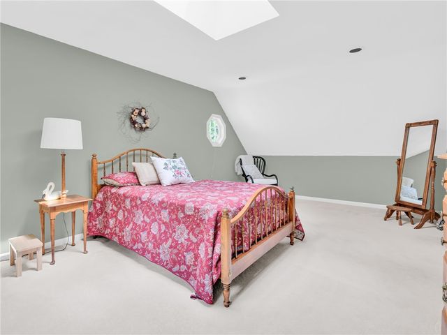 5605 Flat River Road, Coventry, RI 02827