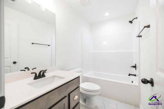 212 Meadows Lane # 225, Bonaire, GA 31005