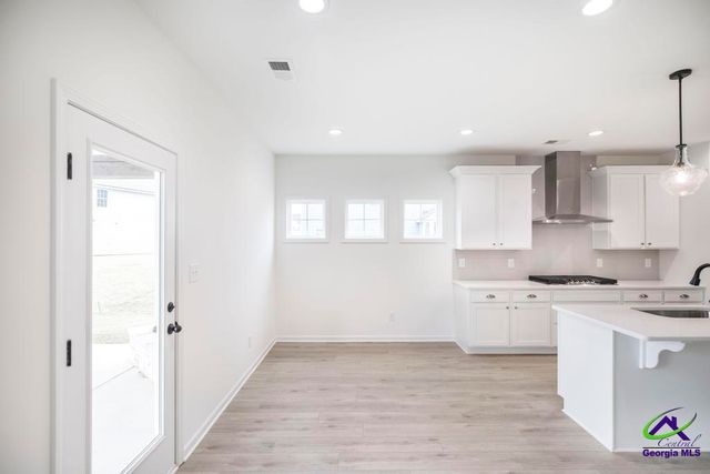 212 Meadows Lane # 225, Bonaire, GA 31005