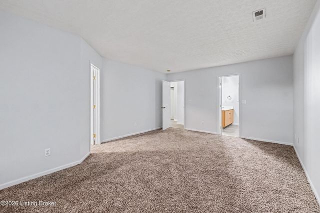 9711 Brooks Bend Rd, Louisville, KY 40258