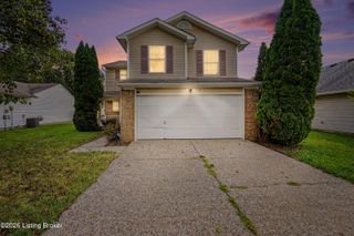 9711 Brooks Bend Rd, Louisville, KY 40258