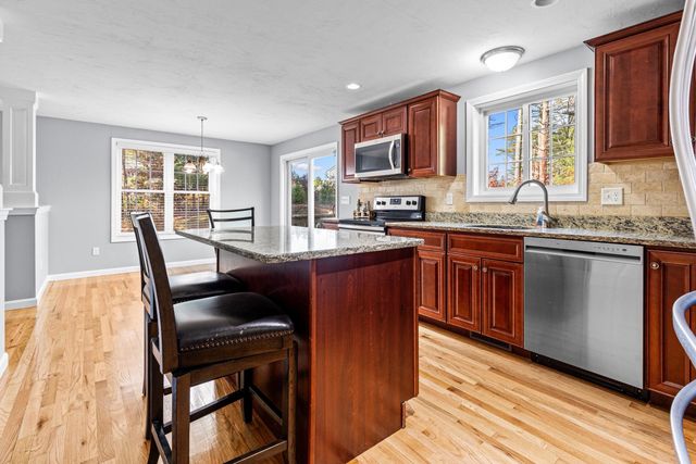 375 Little Sandy Pond Road, Cedarville, MA 02360