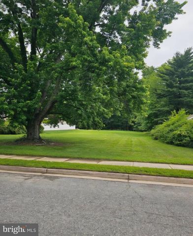 MEADOW RD, Pennsville, NJ 08070