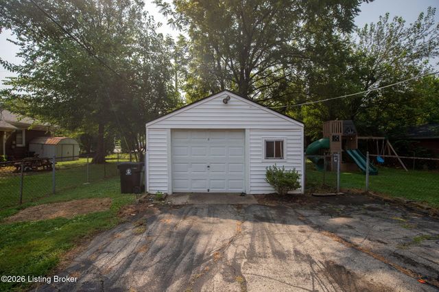 4226 Brookhaven Ave, Louisville, KY 40220