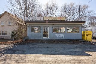 758 Center St, Middleboro, MA 02346
