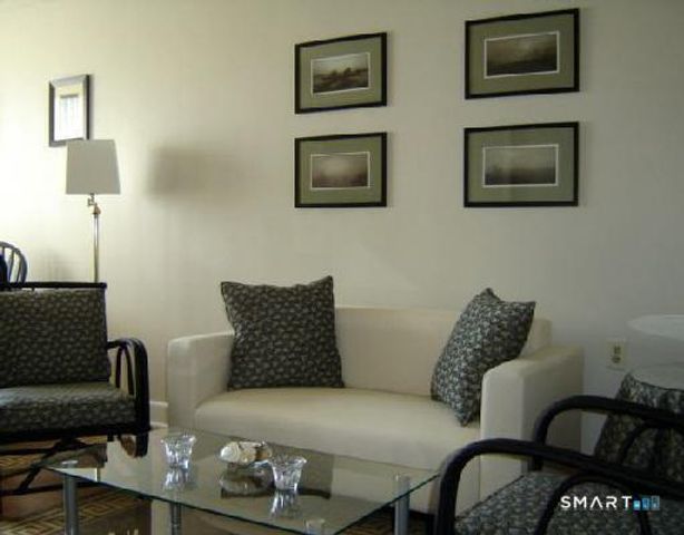 60 Strawberry Hill Avenue 305, Stamford, CT 06902