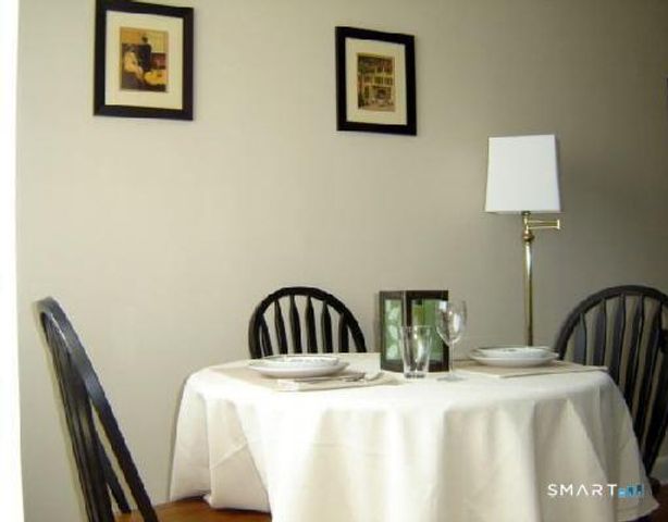 60 Strawberry Hill Avenue 305, Stamford, CT 06902