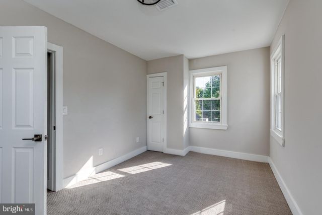 63 BRANCH ST, Medford, NJ 08055