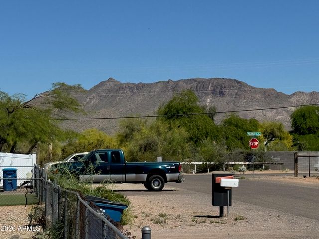 1922 N DESERT VIEW Drive -, Apache Junction, AZ 85120