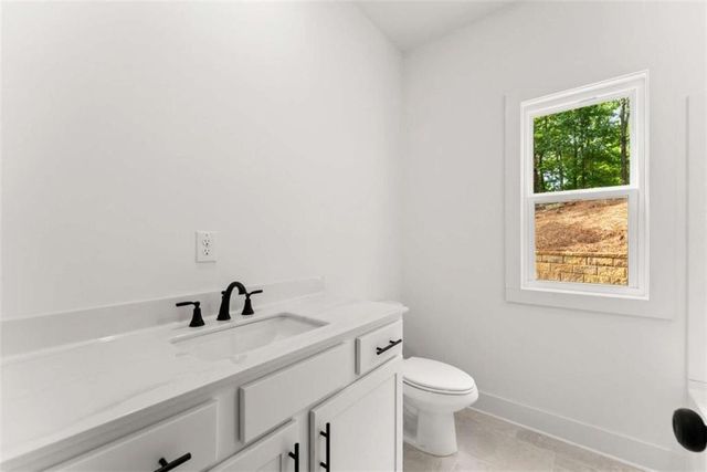 439 Oak Ridge Drive, Maysville, GA 30558