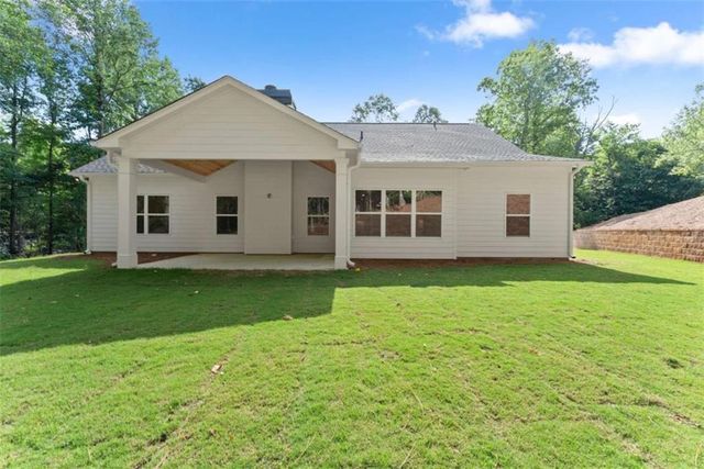 439 Oak Ridge Drive, Maysville, GA 30558