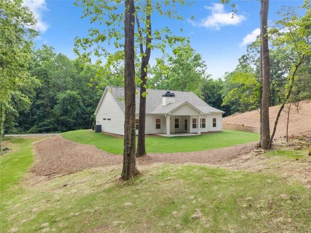 439 Oak Ridge Drive, Maysville, GA 30558
