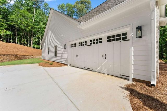 439 Oak Ridge Drive, Maysville, GA 30558