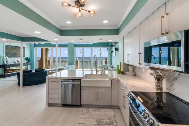 200 OCEAN CREST DRIVE 1112, Palm Coast, FL 32137