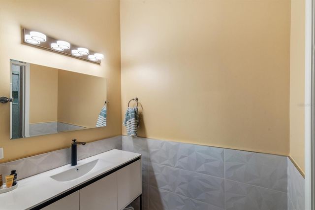 200 OCEAN CREST DRIVE 1112, Palm Coast, FL 32137