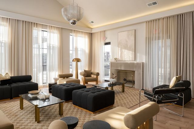 8007 W Belmont Avenue 301, River Grove, IL 60171