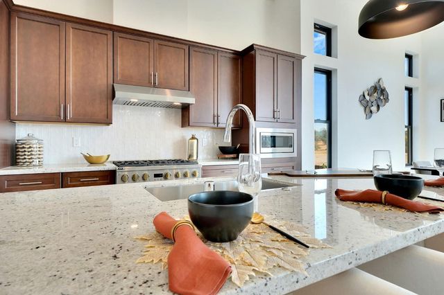 222 Quail Creek Ln, Copperopolis, CA 95228