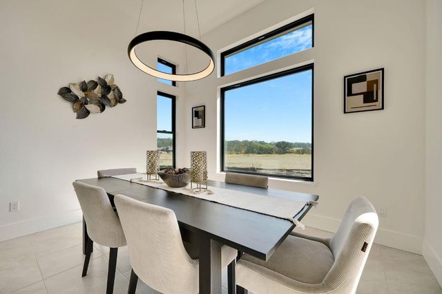 222 Quail Creek Ln, Copperopolis, CA 95228