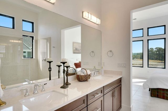 222 Quail Creek Ln, Copperopolis, CA 95228