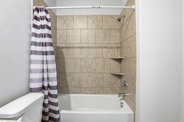 814 Brookside Drive, Dayton, TX 77535