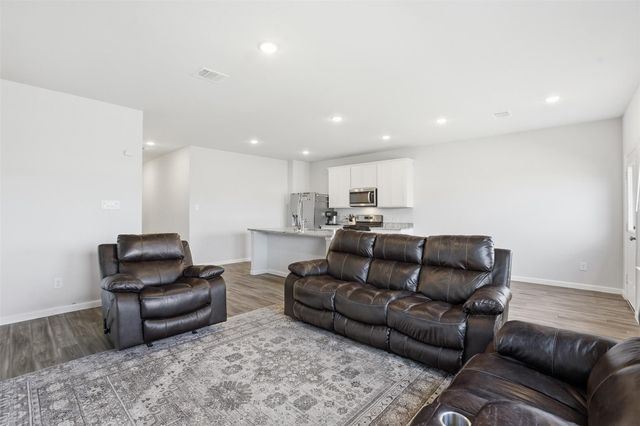 814 Brookside Drive, Dayton, TX 77535