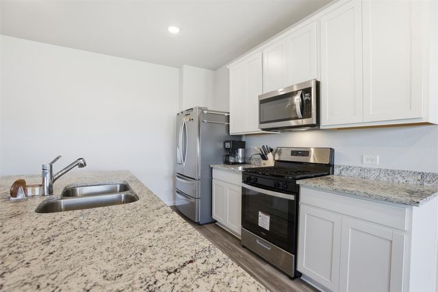 814 Brookside Drive, Dayton, TX 77535