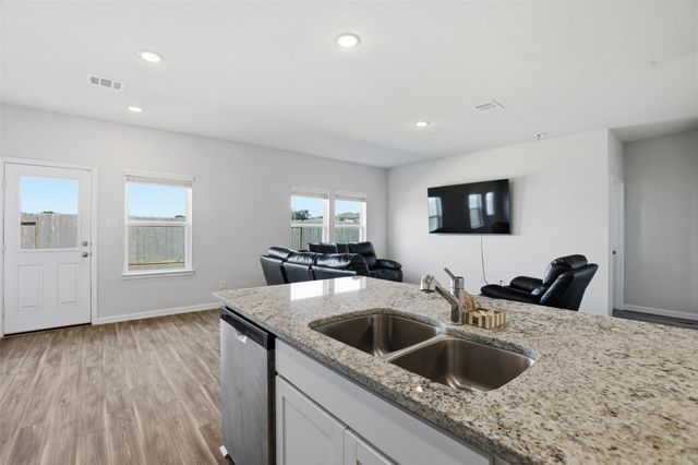 814 Brookside Drive, Dayton, TX 77535