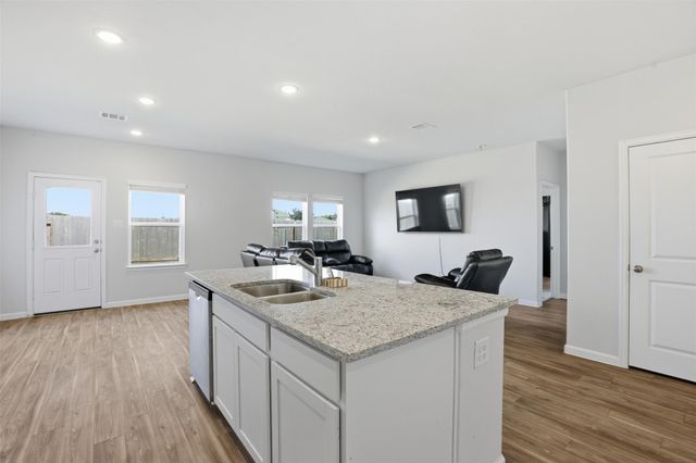 814 Brookside Drive, Dayton, TX 77535