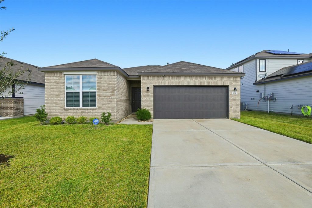 814 Brookside Drive, Dayton, TX 77535