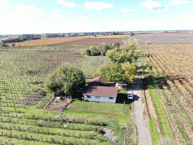 25839 N Mackville Rd, Clements, CA 95227