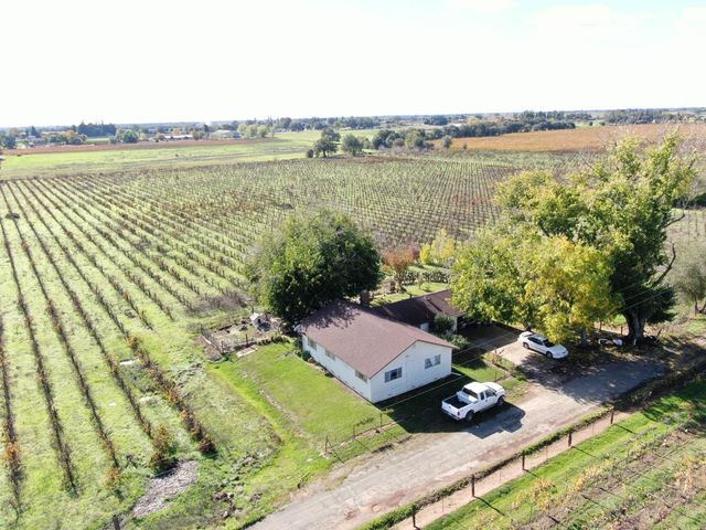 25839 N Mackville Rd, Clements, CA 95227