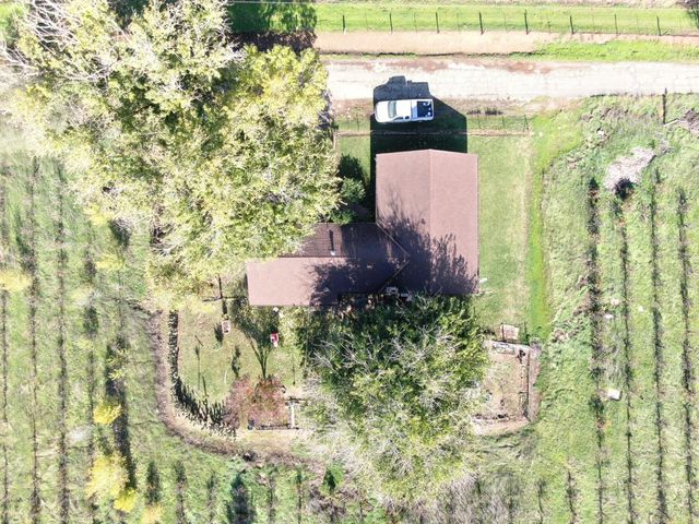 25839 N Mackville Rd, Clements, CA 95227