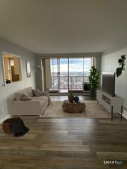 65 Glenbrook Road APT 12D, Stamford, CT 06902