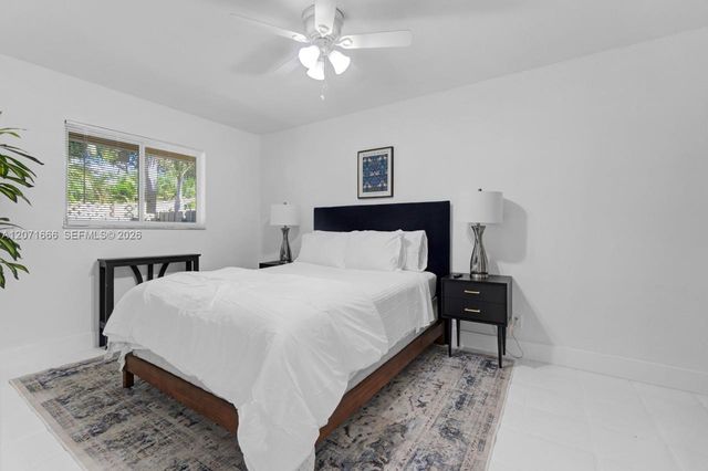 1428 NE 2nd Avenue 1, Fort Lauderdale, FL 33304