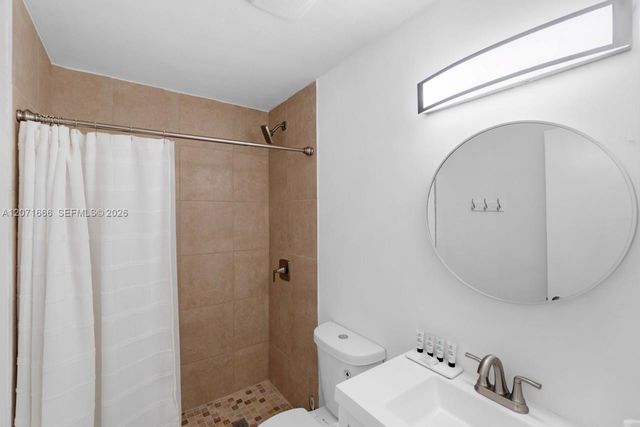 1428 NE 2nd Avenue 1, Fort Lauderdale, FL 33304