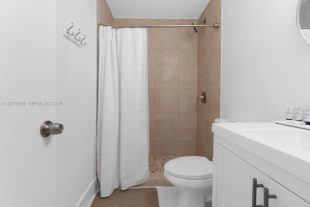 1428 NE 2nd Avenue 1, Fort Lauderdale, FL 33304