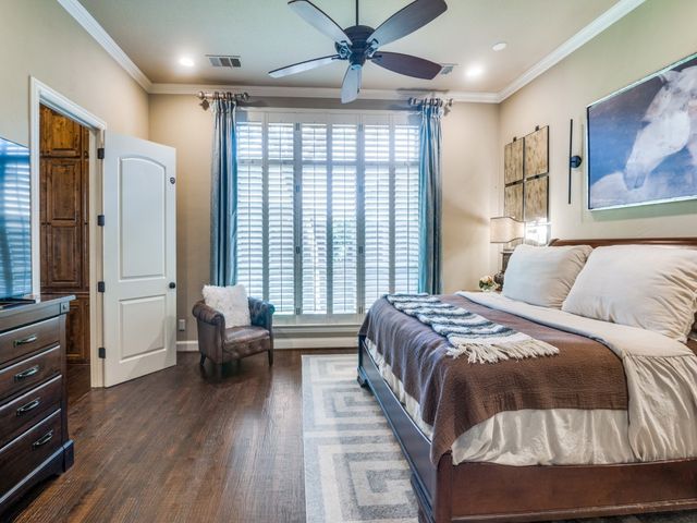 656 Clearwater Drive, Irving, TX 75039