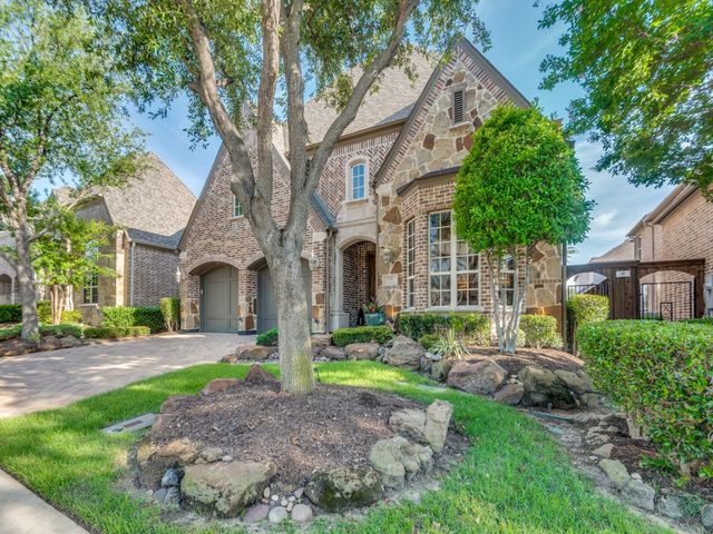 656 Clearwater Drive, Irving, TX 75039