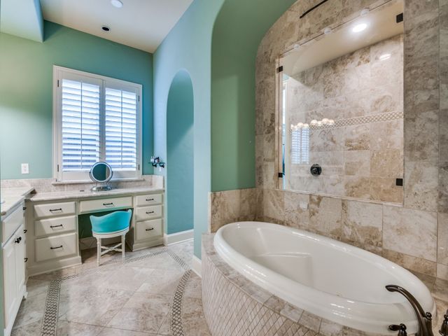656 Clearwater Drive, Irving, TX 75039