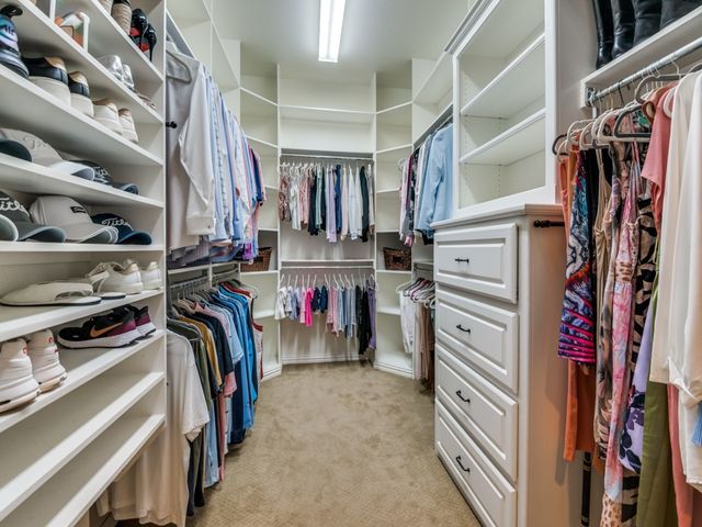 656 Clearwater Drive, Irving, TX 75039
