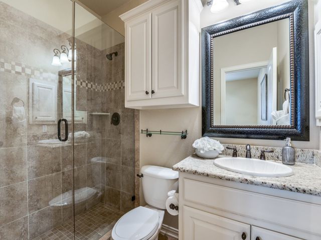 656 Clearwater Drive, Irving, TX 75039