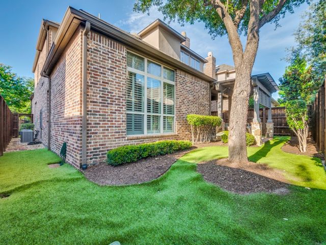 656 Clearwater Drive, Irving, TX 75039