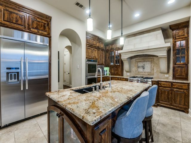 656 Clearwater Drive, Irving, TX 75039