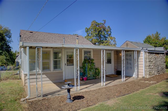 917 N Grant Avenue, Sand Springs, OK 74063