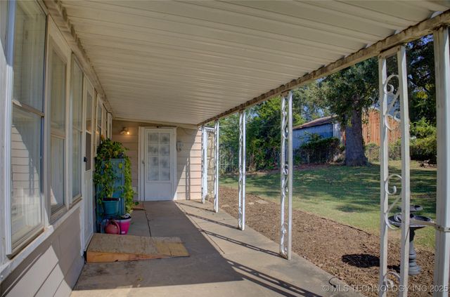 917 N Grant Avenue, Sand Springs, OK 74063