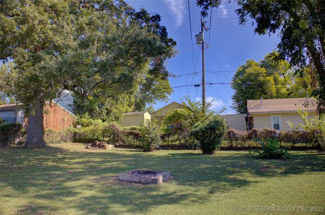 917 N Grant Avenue, Sand Springs, OK 74063