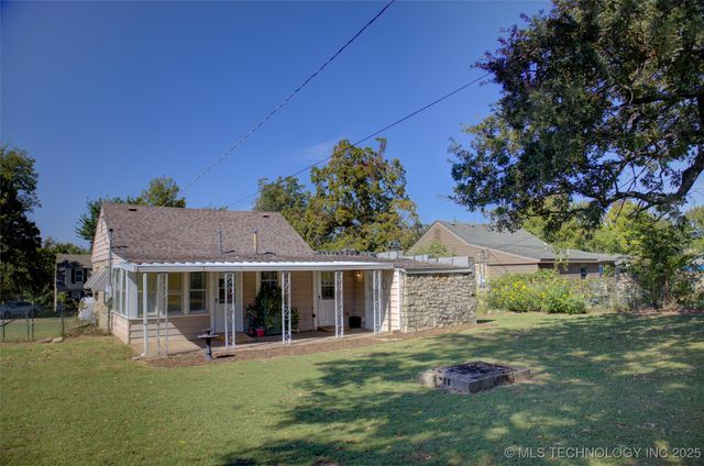 917 N Grant Avenue, Sand Springs, OK 74063